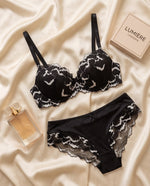 Load image into Gallery viewer, Bicolor Panties 54-821 Black With Milk
