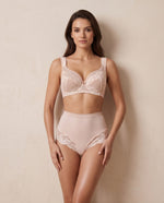 Load image into Gallery viewer, Clasic Panties 549-811 Beige
